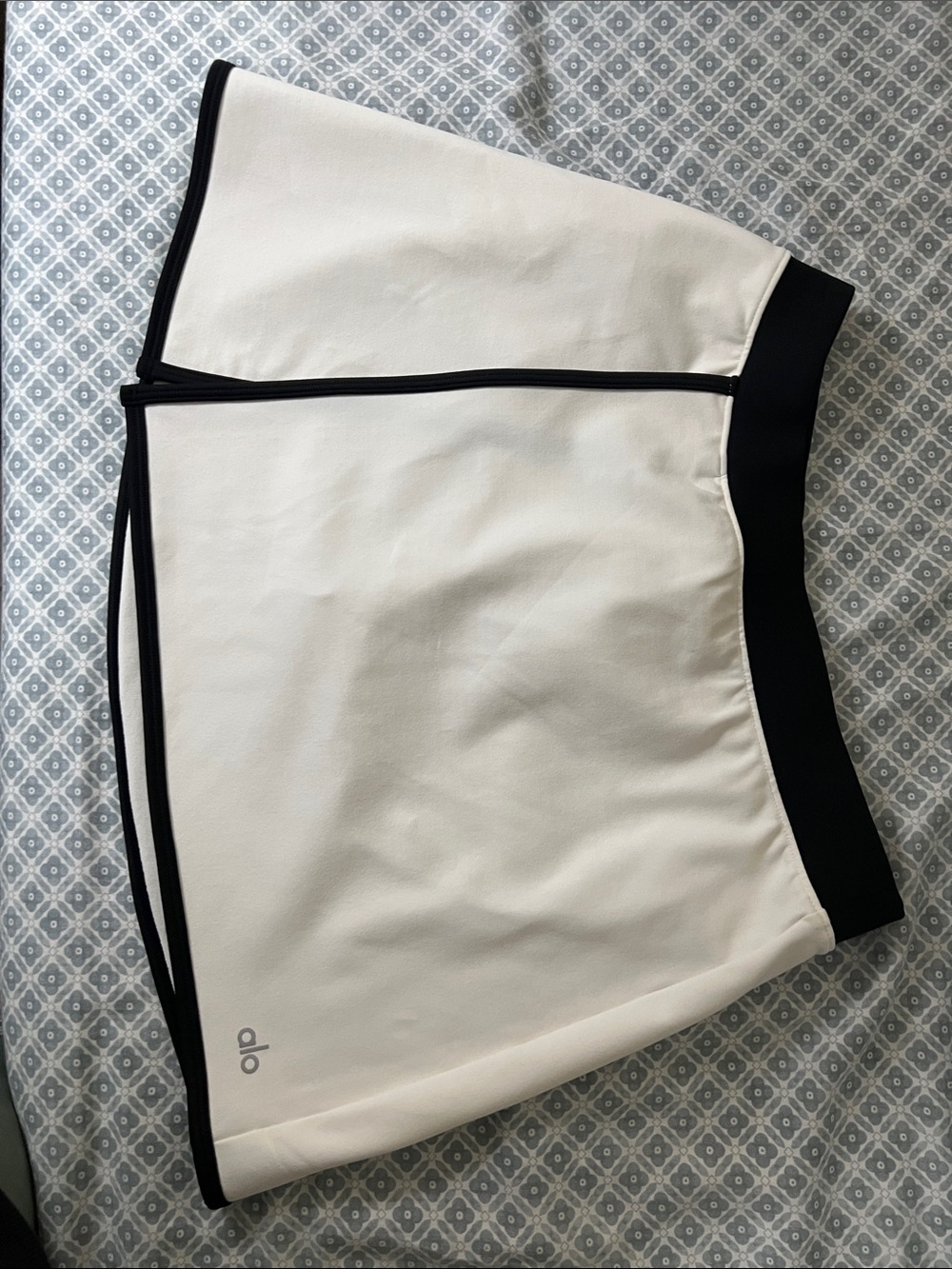 ALO Yoga White Mini Skort with Black Trim